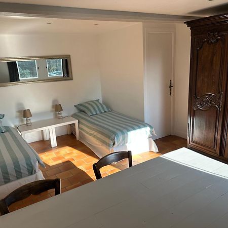 Bener'Inn Une Maison 3 Chambres 125 M2 Ou Une Maison 2 Chambres 50 M2 Ou Les 2 Maisons Bénerville-sur-Mer Kamer foto